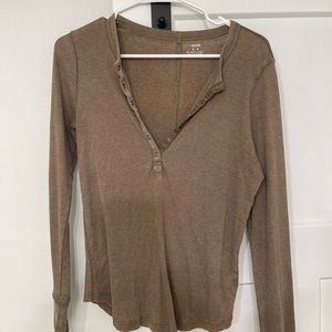 American Eagle Henley